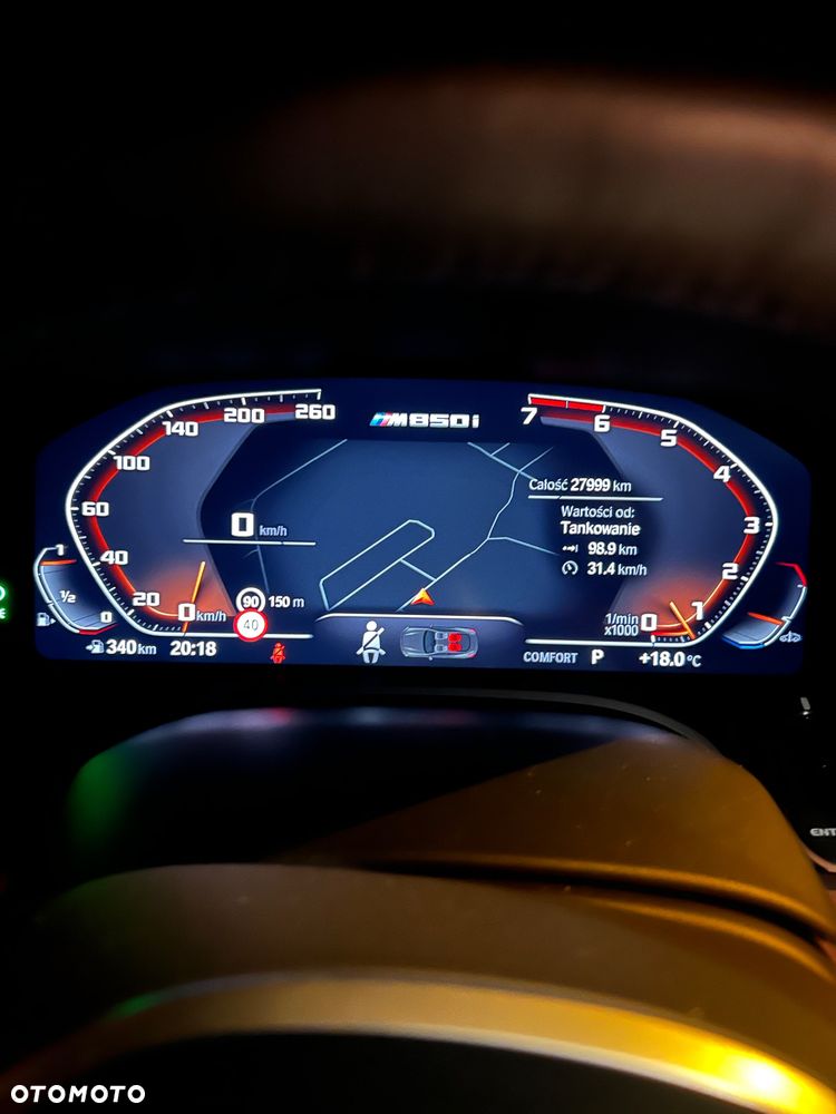BMW Seria 8 - 7