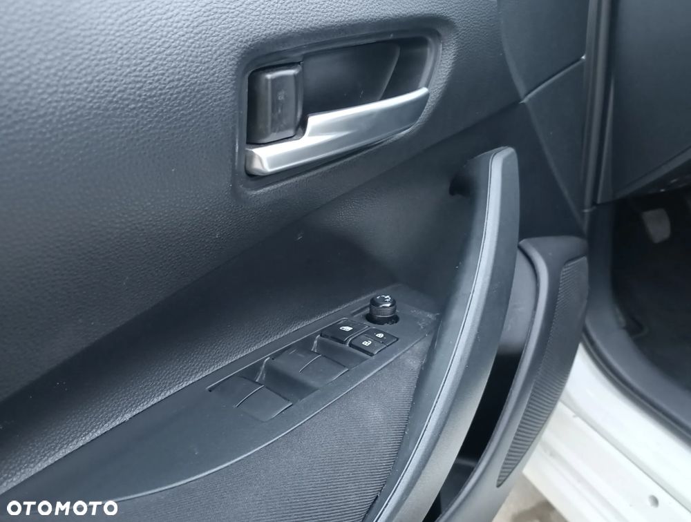 Toyota Corolla 1.5 Active - 19