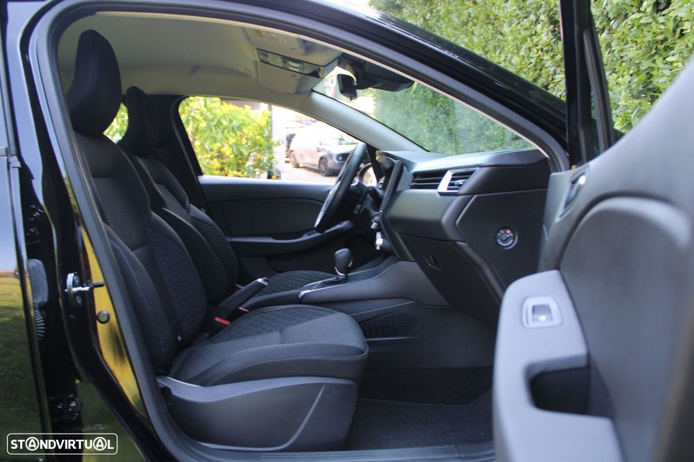 Renault Clio 1.6 E-Tech Edition One - 35