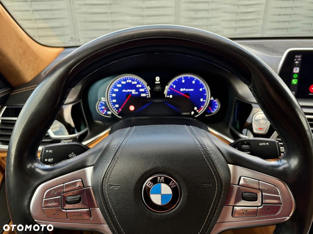 BMW Seria 7 740d xDrive - 22
