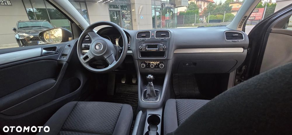 Volkswagen Golf 1.6 TDI Trendline - 12