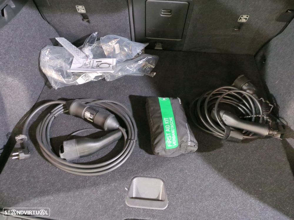 Volvo XC 40 1.5 T5 PHEV Inscription Expression - 11