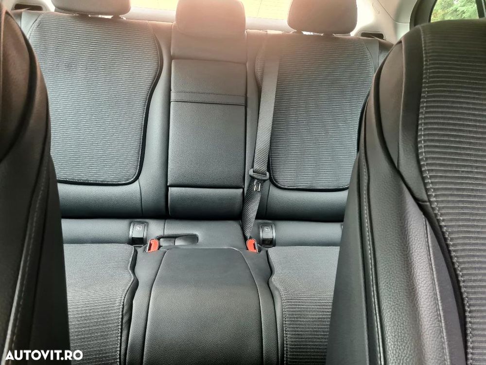 Mercedes-Benz C 200 4Matic 9G-TRONIC Avantgarde - 15