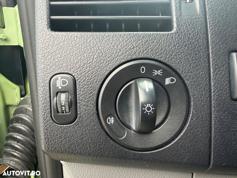 Mercedes-Benz Sprinter - 25