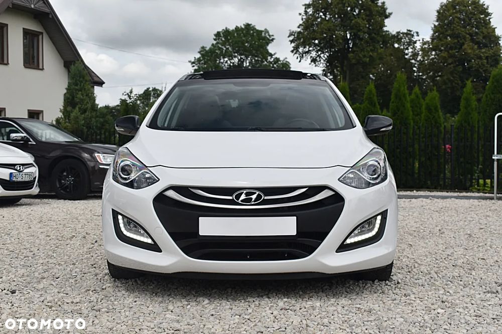 Hyundai i30 1.6 D Premium - 3