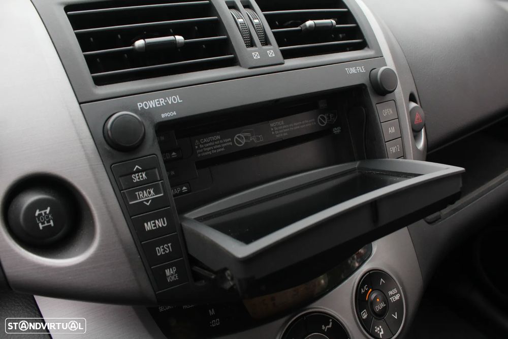 Toyota RAV4 2.2 D-4D Cross Sport NAVI - 53