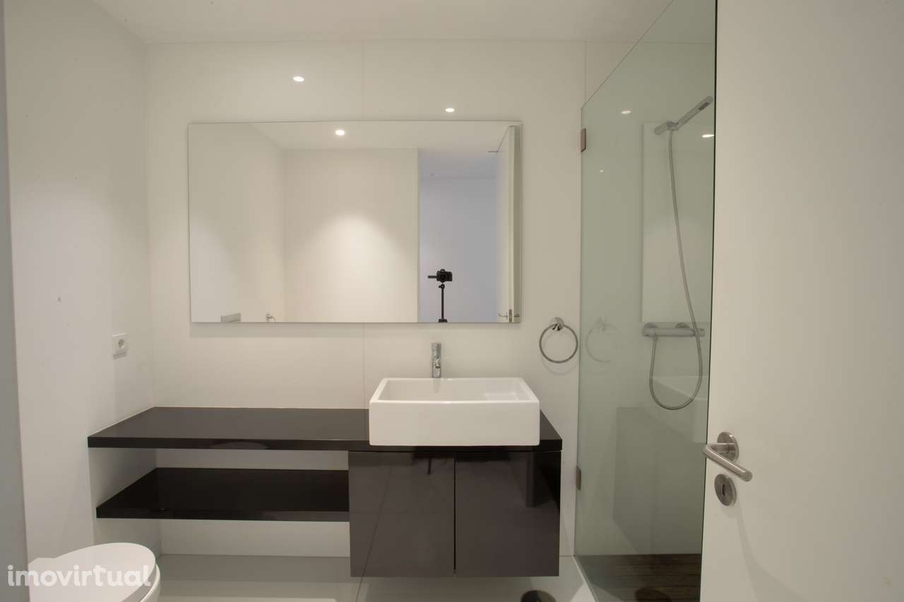 Apartamento T3 com Vista Deslumbrante no Coração de Vila Nova de Gaia - Grande imagem: 5/54