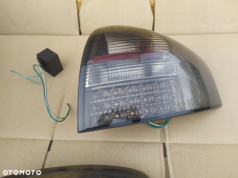 LAMPY TYŁ TYLNE SMOKE LED SEDAN AUDI A6 C5 2.8 V6 - 4