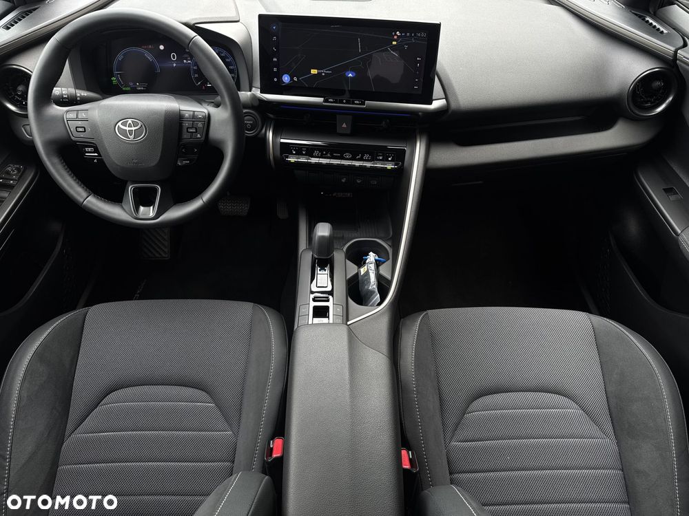 Toyota C-HR - 15