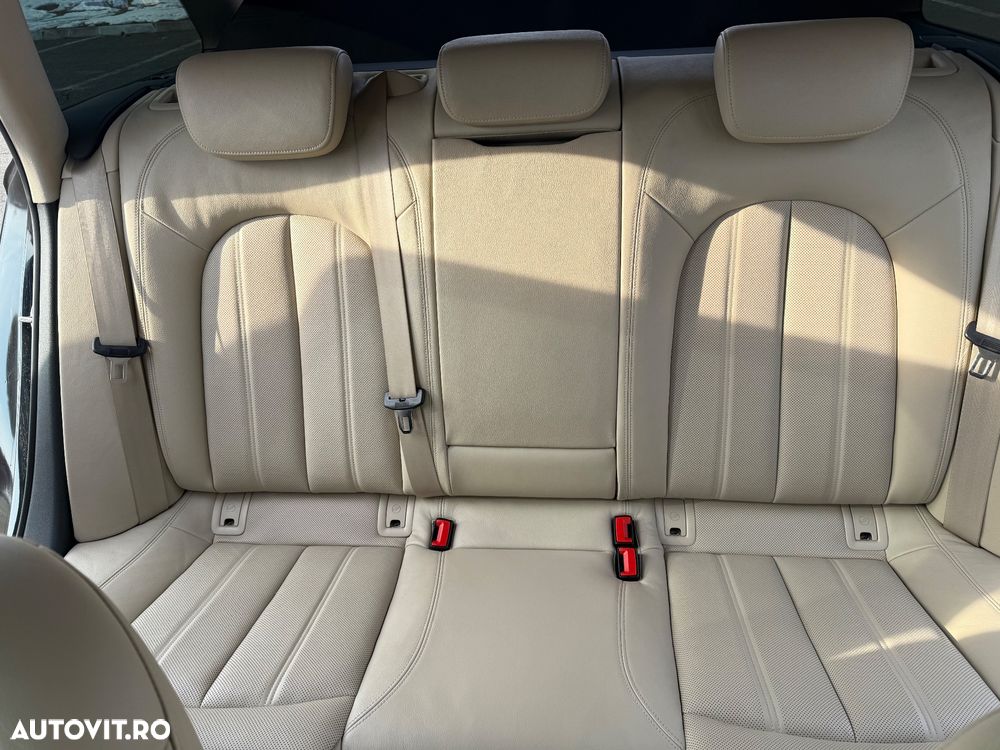 Audi A6 Avant 2.0 TDI quattro S tronic - 8