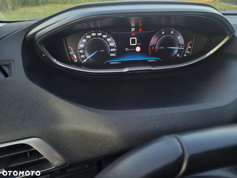 Peugeot 5008 e-HDI FAP 115 EGS6 Stop&Start Active - 10