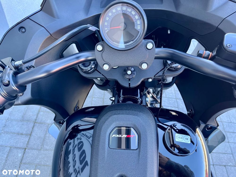 Harley-Davidson Softail Low Rider - 25