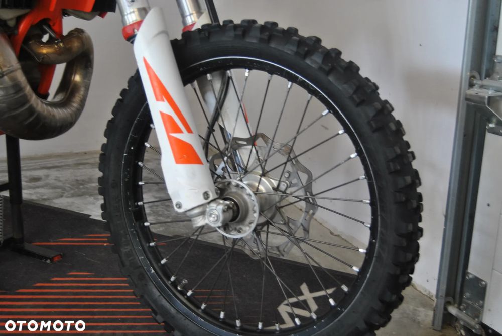 KTM EXC 300 - 9