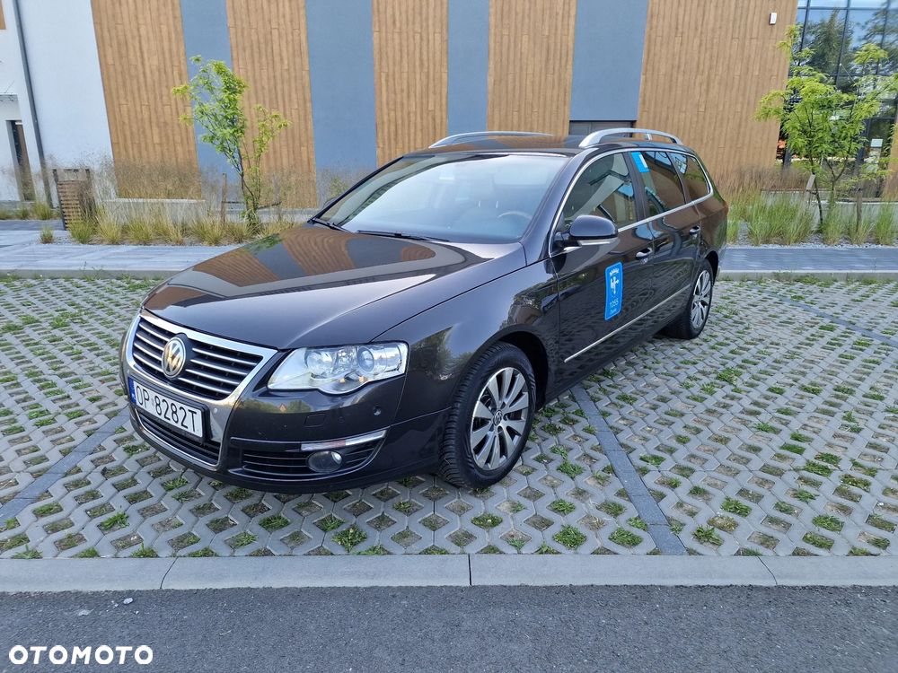 Volkswagen Passat Variant 2.0 TDI DPF DSG Highline - 32