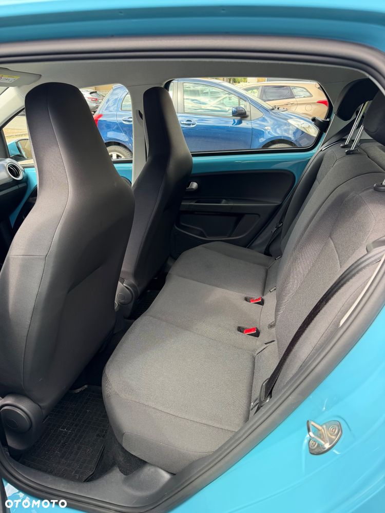 Volkswagen up! 1.0 Take - 12