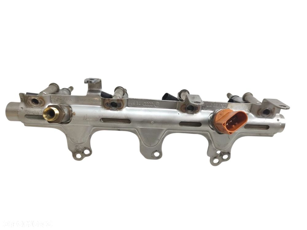 Używany Listwy wtryskowe - 248 PLN - Otomoto.pl