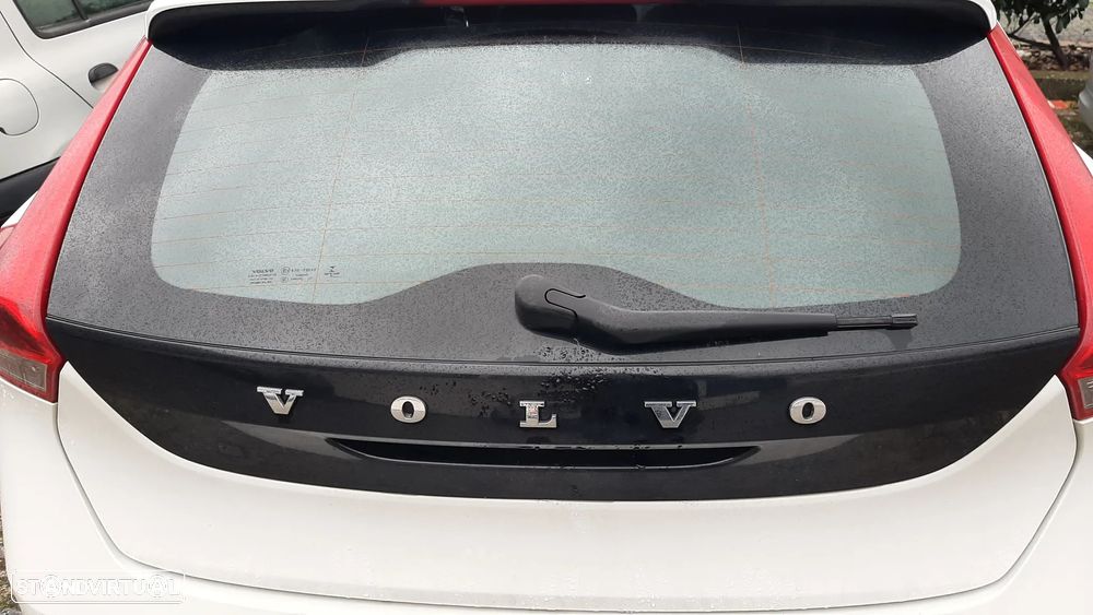 Volvo V40 D2 Momentum - 9