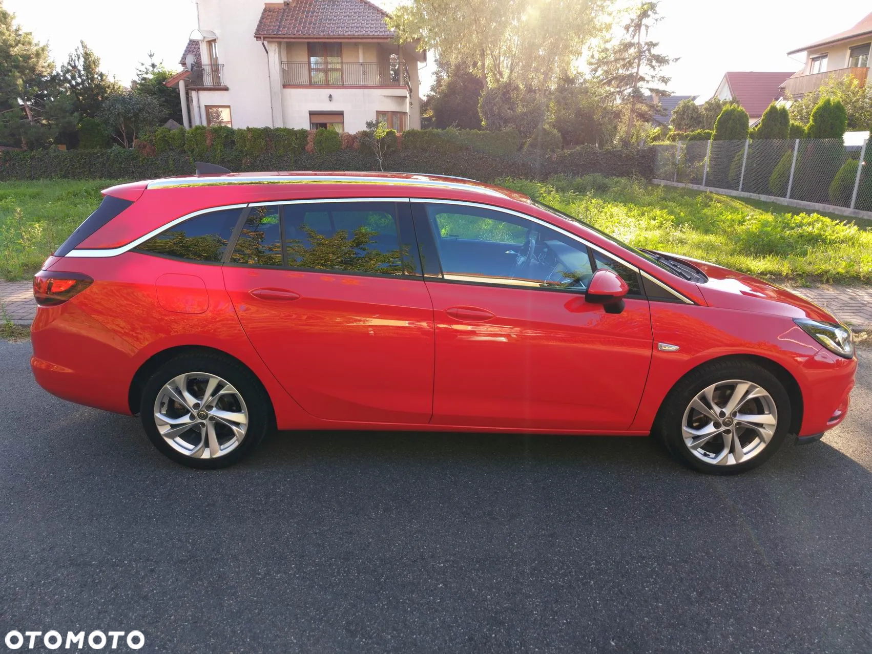 Opel Astra IV 1.6 CDTI Cosmo - 9