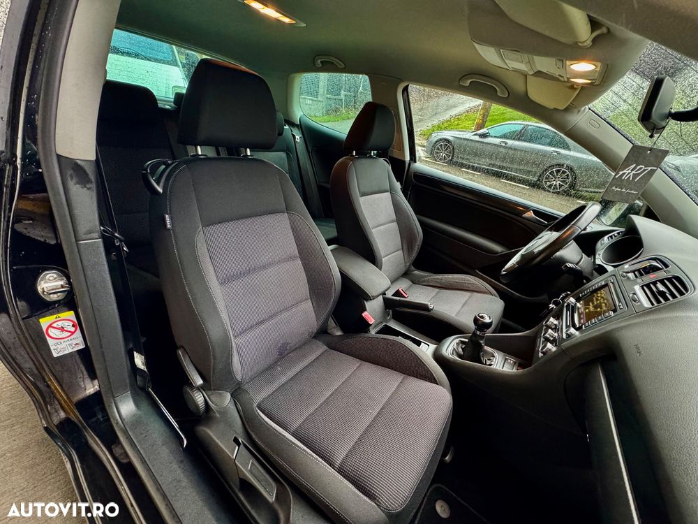 Volkswagen Golf 1.6 Comfortline - 13