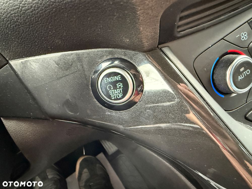 Ford Kuga 1.5 EcoBoost FWD Titanium - 14