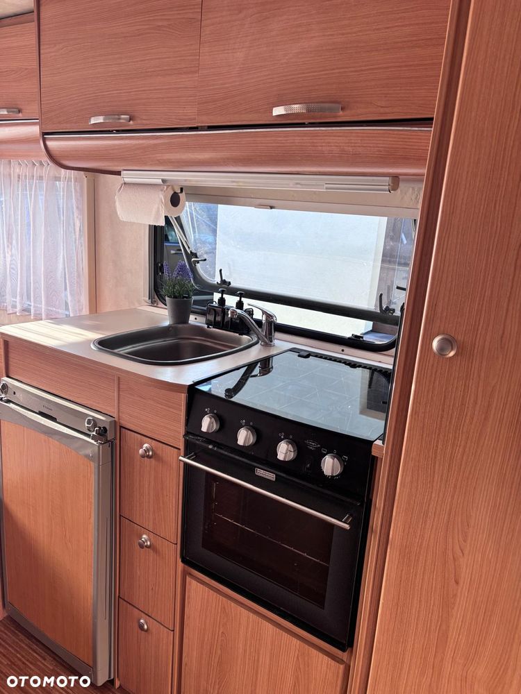 Adria Altea 542 dt - 14