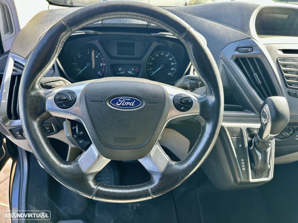 Ford e-Tourneo Custom - 7