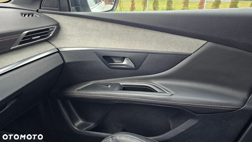 Peugeot 3008 BlueHDi 180 Stop & Start EAT8 GT - 14