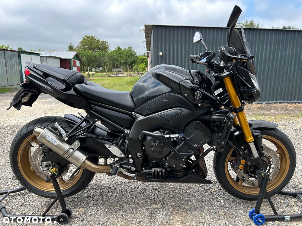 Yamaha FZ8 - 5
