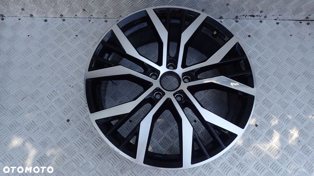 FELGA ALUMINIOWA VW 7,5JX19 ET 51 5G0801025AN - 1