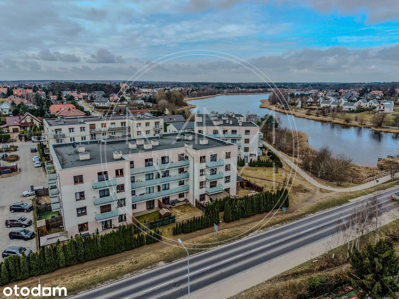 2 pokoje 45 m² | duży balkon | 3 piętro | niskie opłaty | NOWA CENA !