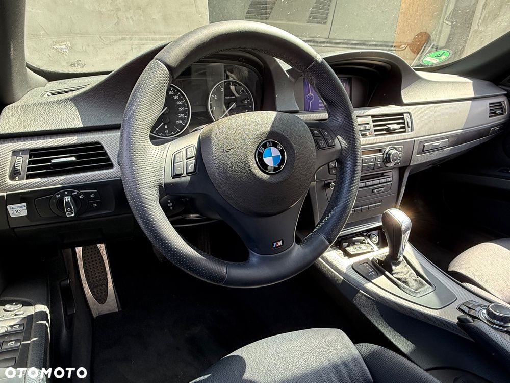 BMW Seria 3 320i M Sport Edition - 12