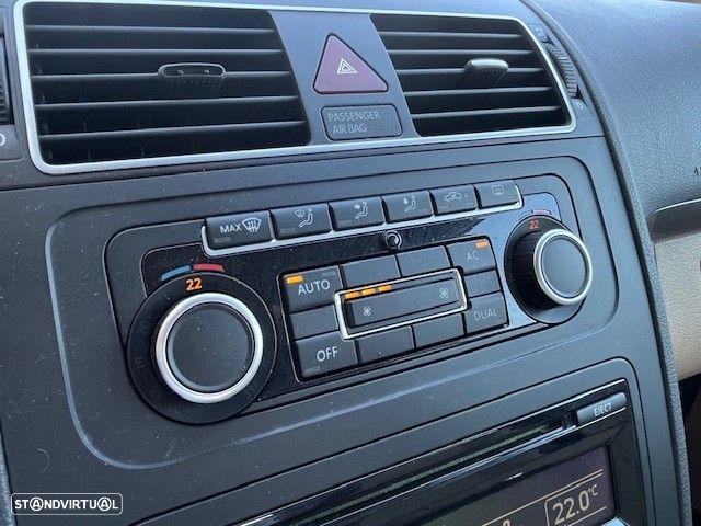 VW Touran 1.6 TDI Blue.Highline 7L - 12