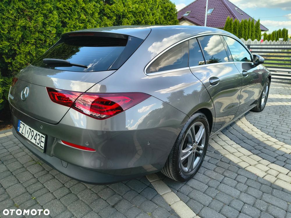 Mercedes-Benz CLA 180 7G-DCT - 10