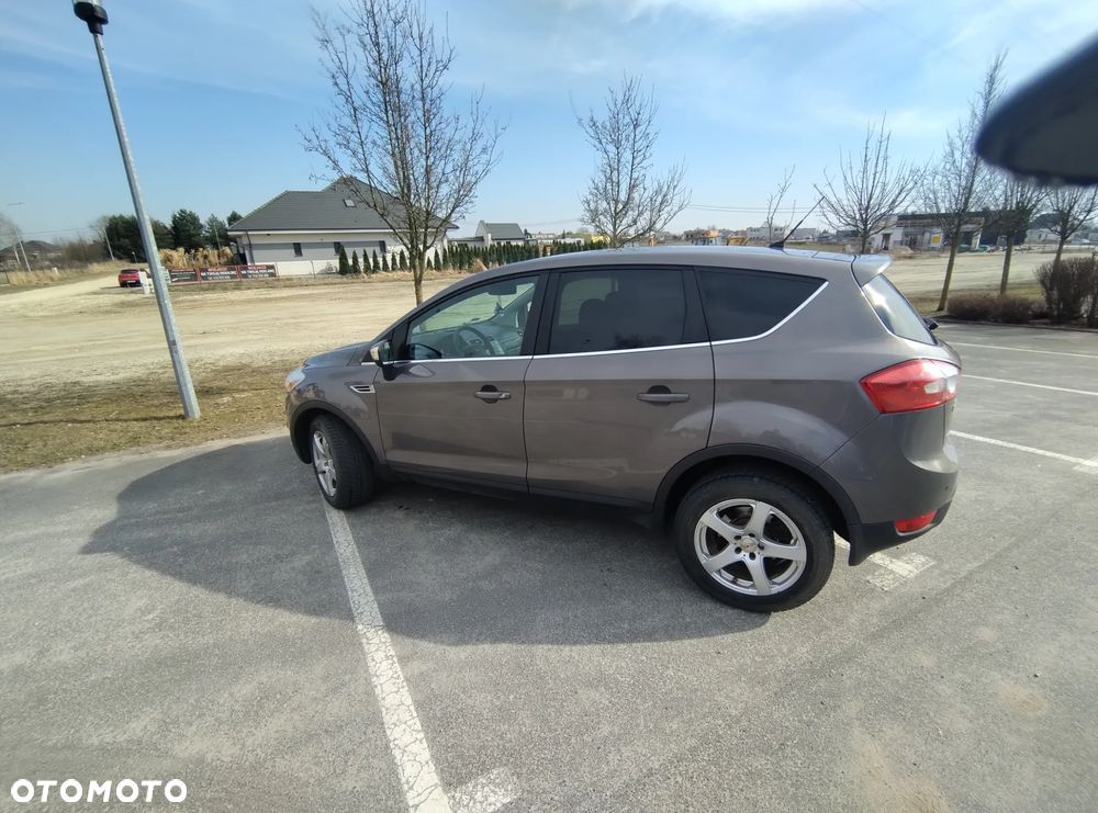 Ford Kuga 2.0 TDCi Titanium - 8