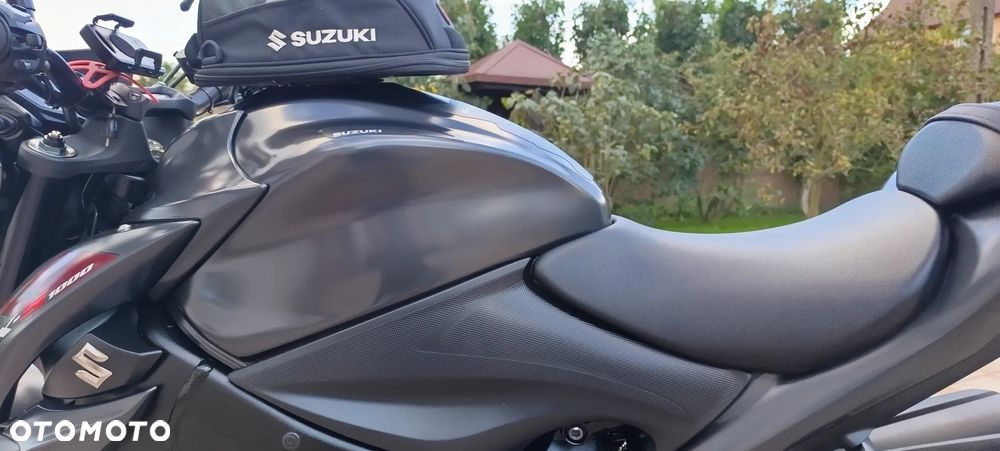 Suzuki GSX 1000 - 35