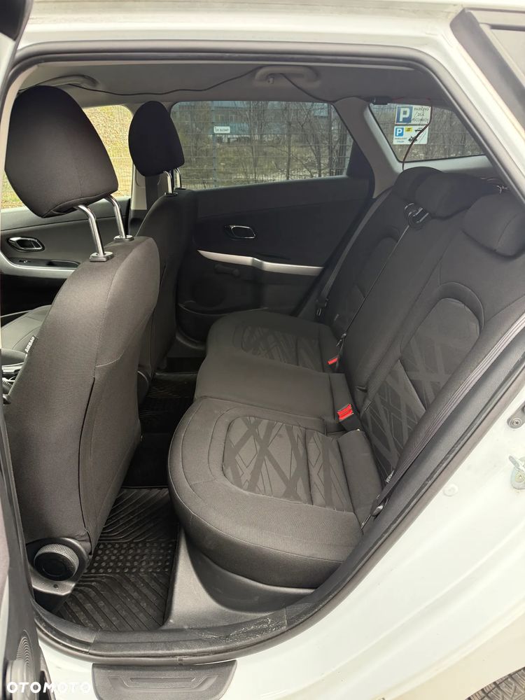 Kia Ceed 1.6 CRDi M - 13