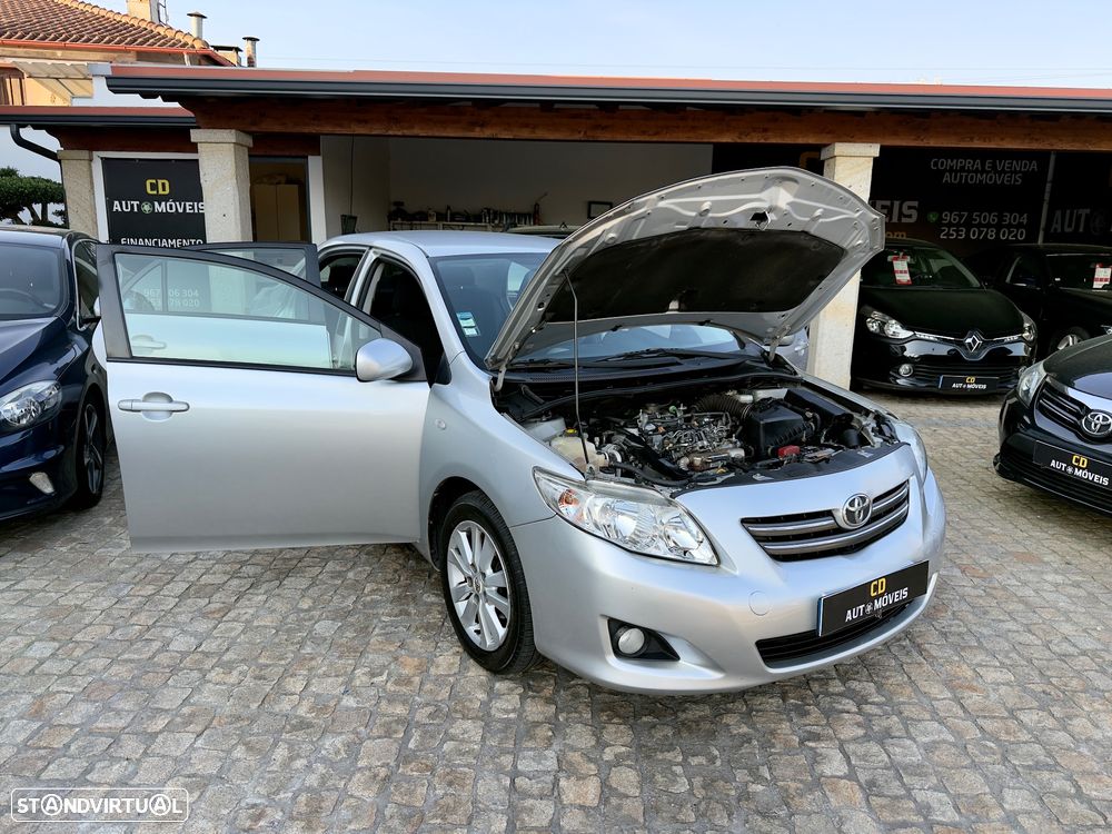 Toyota Corolla 1.4 D-4D - 19