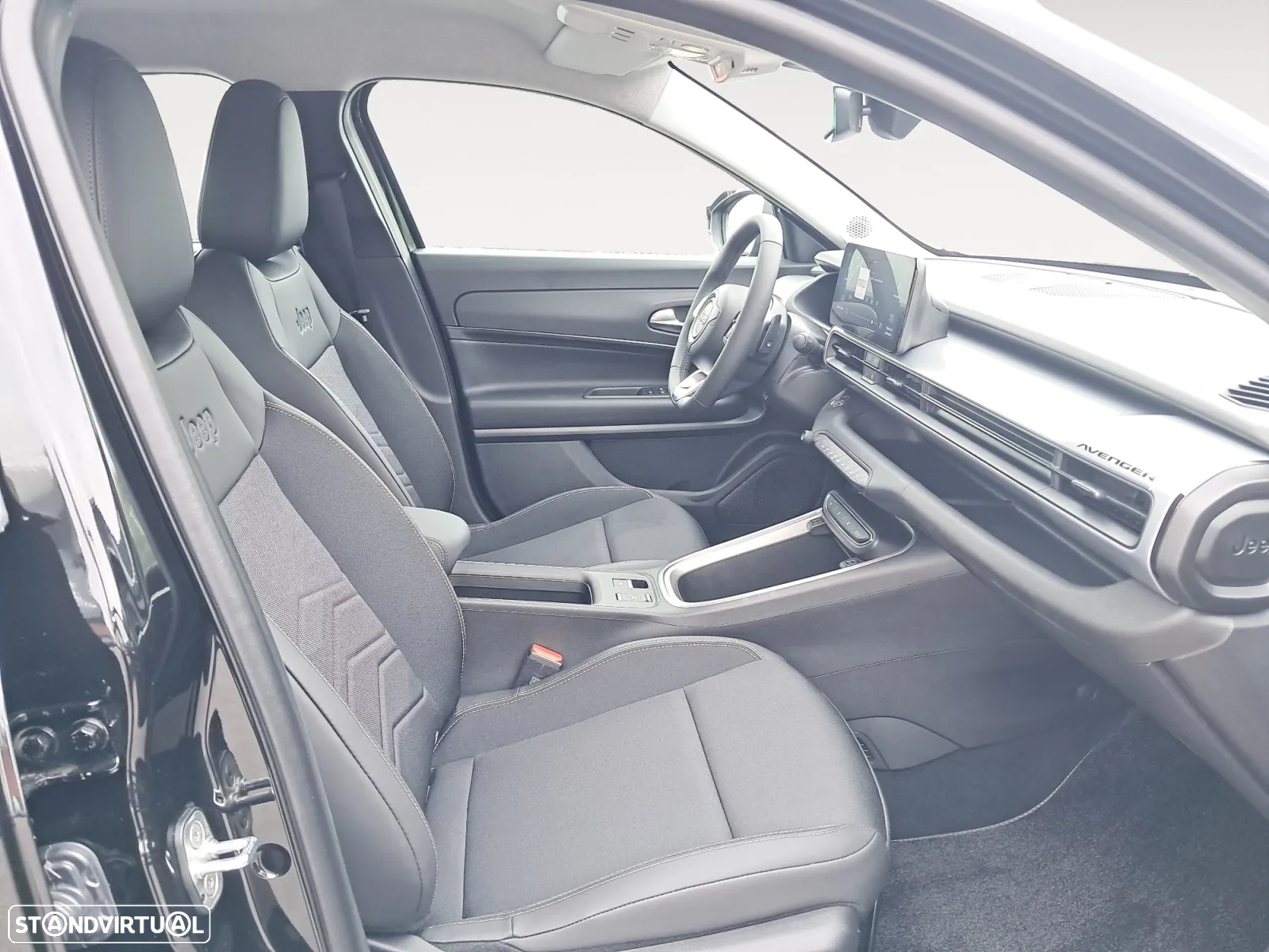 Jeep Avenger 1.2 e-Hybrid Altitude DCT - 14