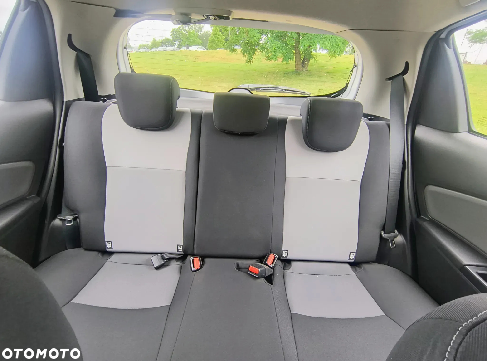 Toyota Yaris Hybrid 1.5 VVT-i Comfort - 16
