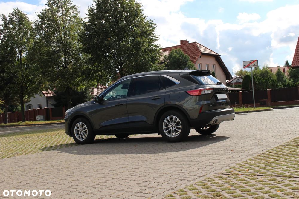 Ford Kuga 2.0 EcoBlue 4x4 TITANIUM - 6