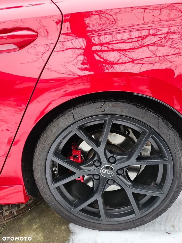 Audi RS3 Limousine - 16