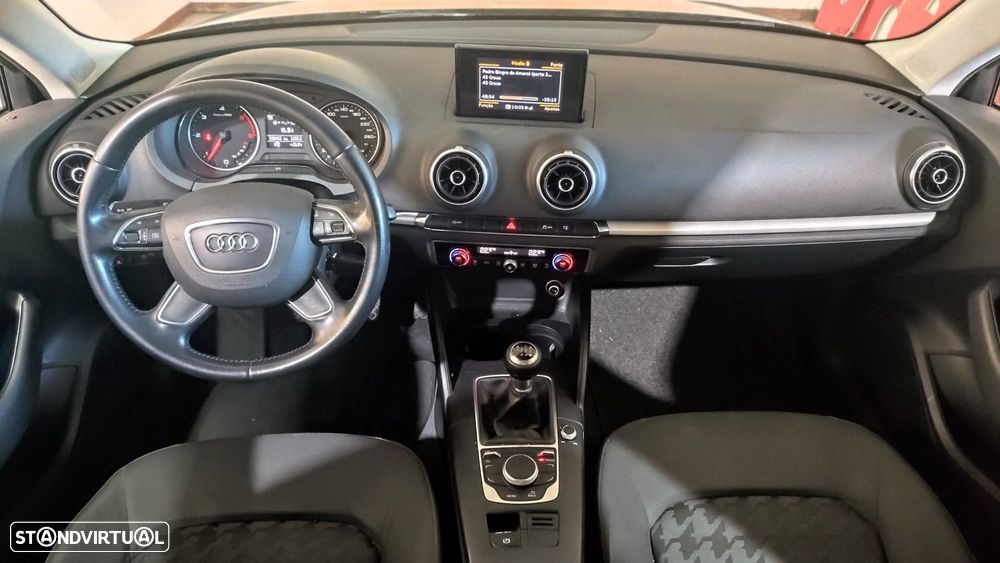 Audi A3 Sportback - 12