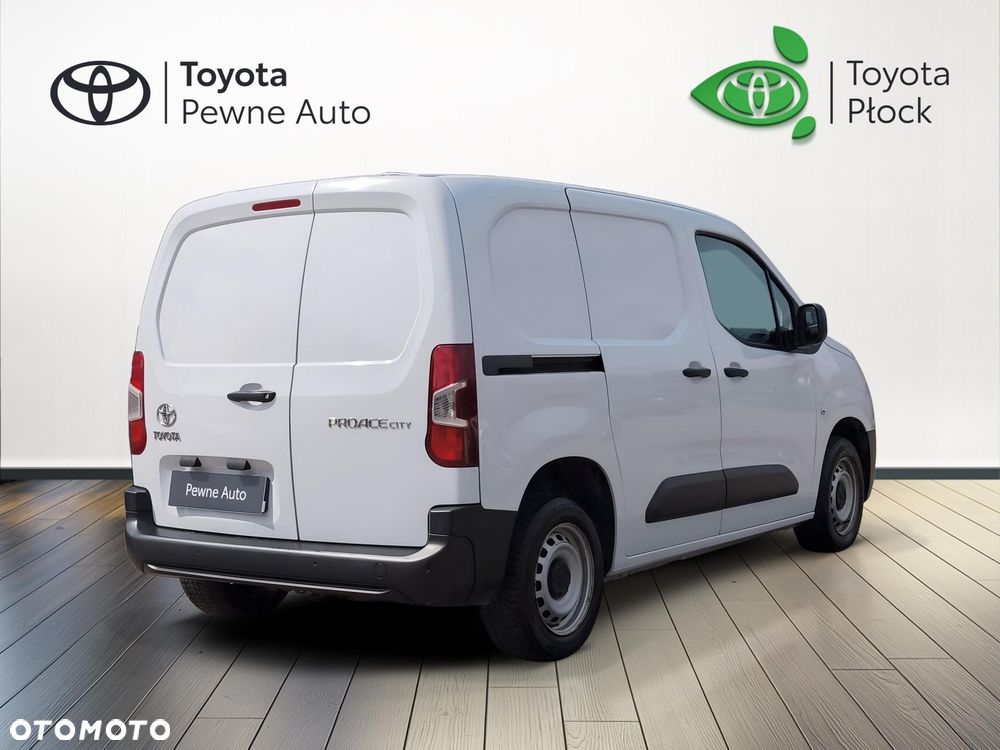 Toyota PROACE CITY - 7