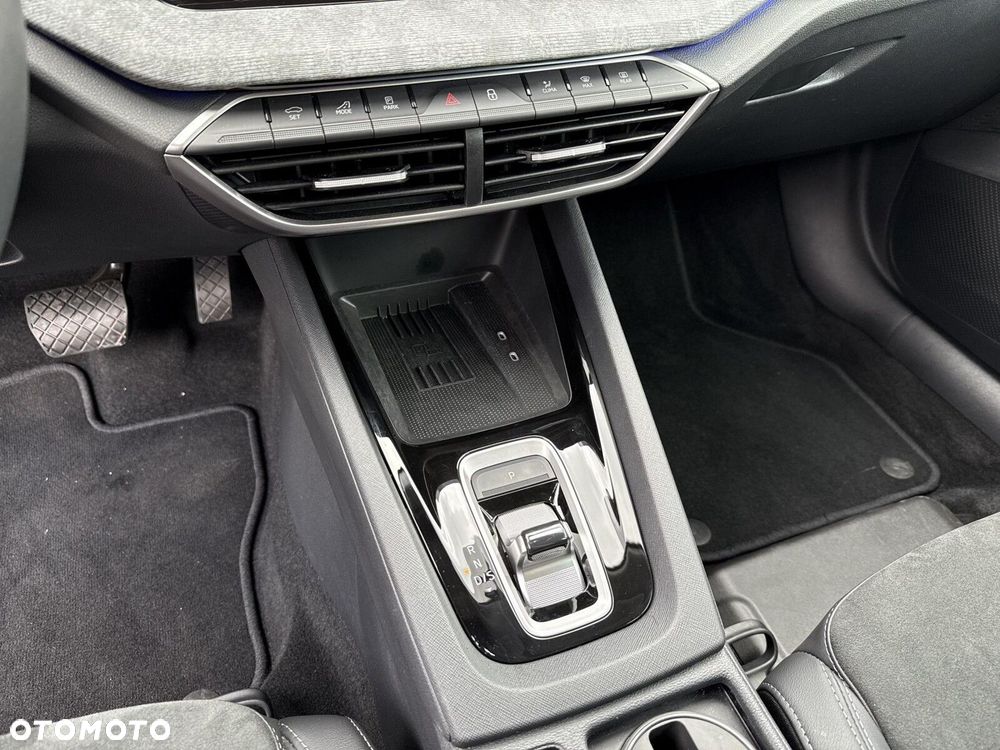 Skoda Octavia 1.5 TSI mHEV Selection DSG - 16