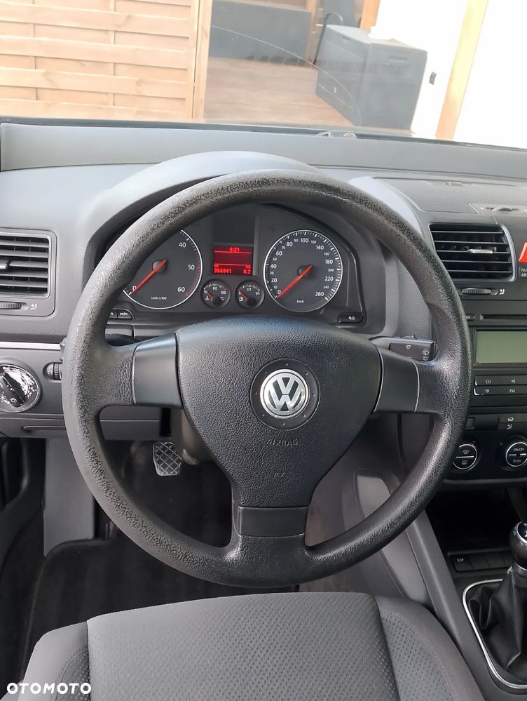 Volkswagen Golf 2.0 TDI Comfortline - 9