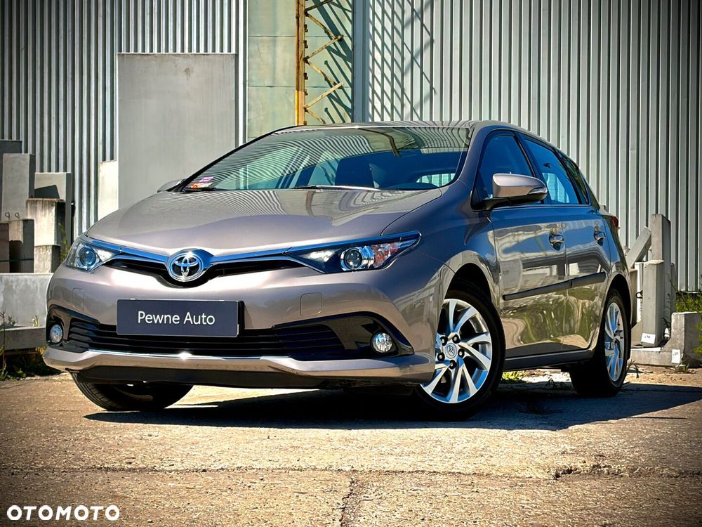 Toyota Auris 1.6 Comfort - 1