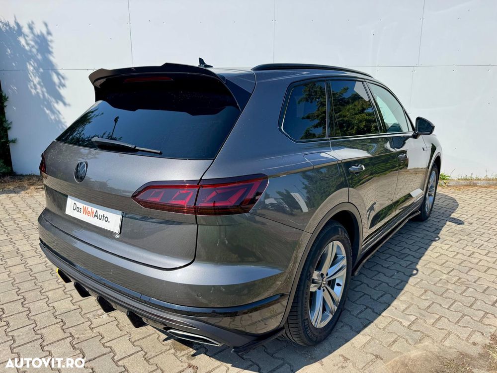 Volkswagen Touareg - 13