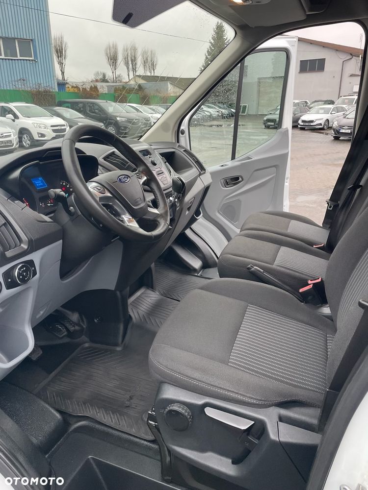 Ford Transit - 6