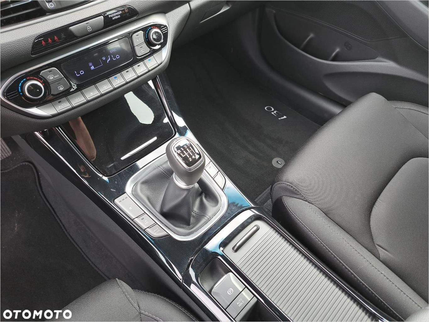 Hyundai i30 - 15