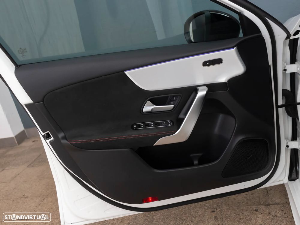 Mercedes-Benz A 200 AMG Line Aut. - 14